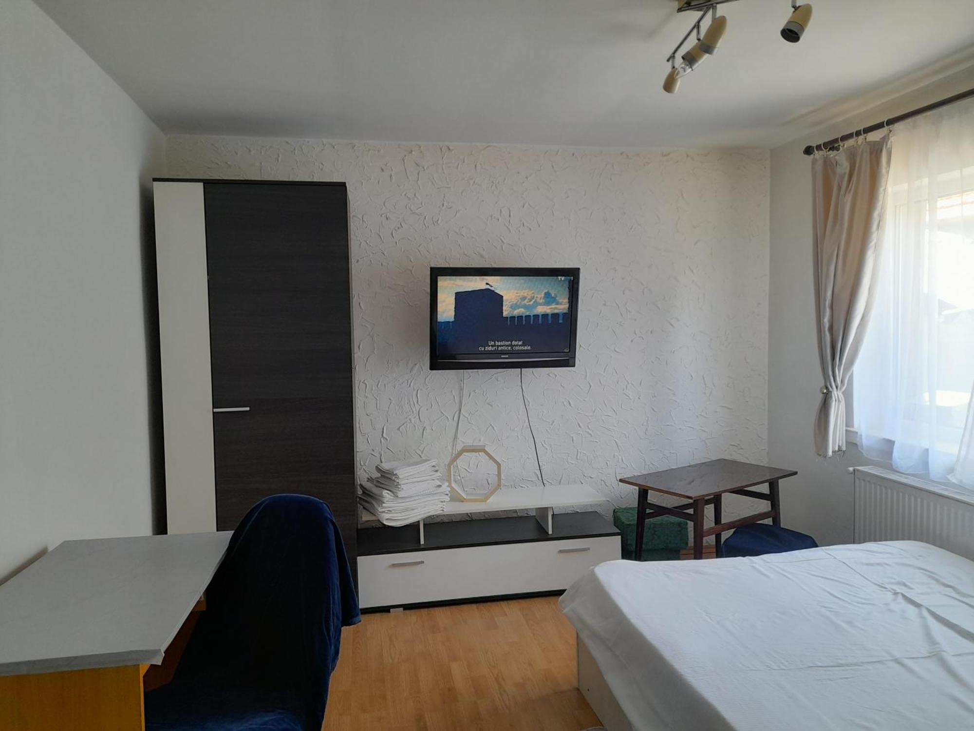 Garsoniera Sic Zona Terapia Zona Linistita La Casa Cu Parcare Lägenhet Cluj-Napoca Exteriör bild