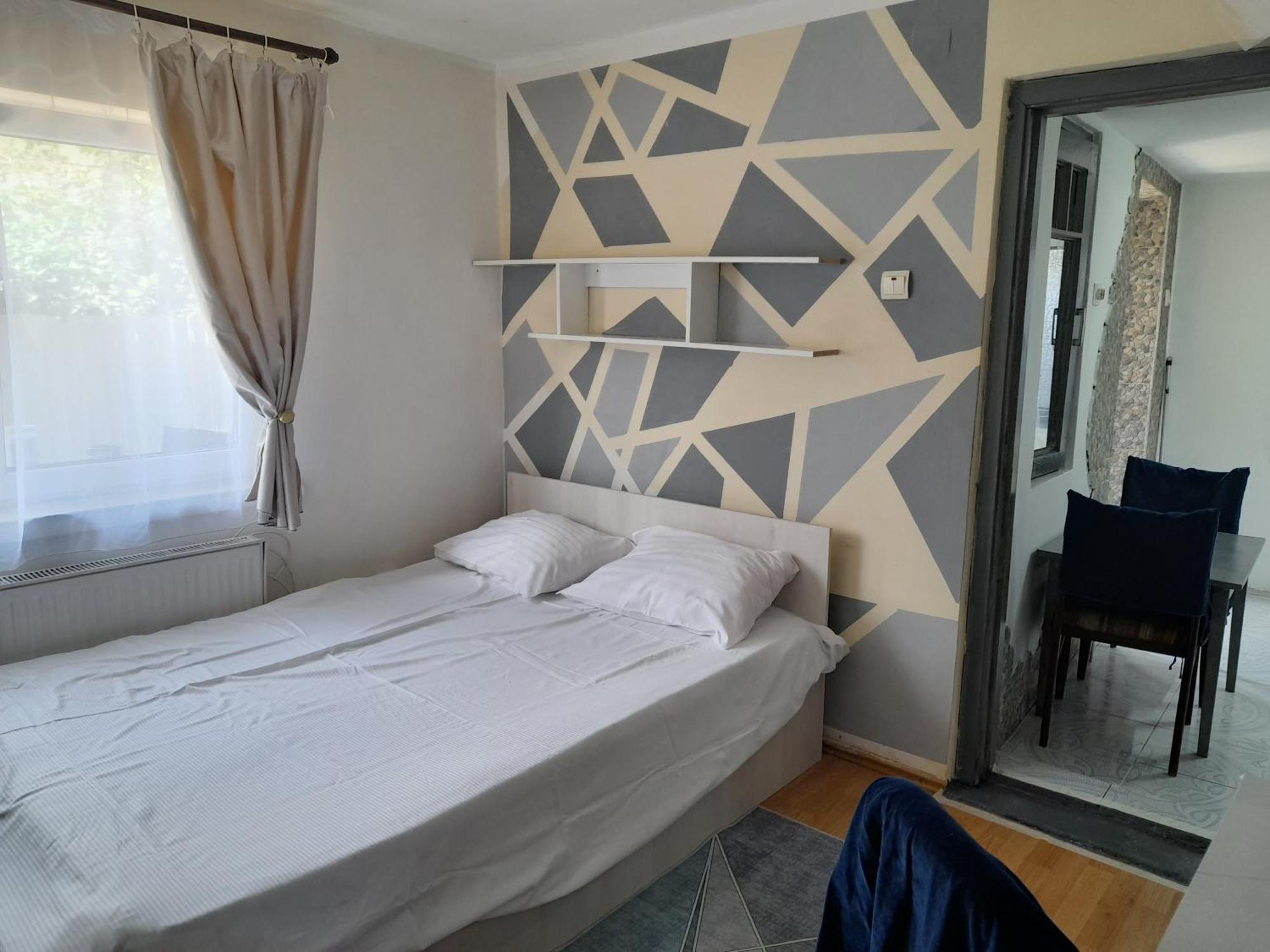 Garsoniera Sic Zona Terapia Zona Linistita La Casa Cu Parcare Lägenhet Cluj-Napoca Exteriör bild
