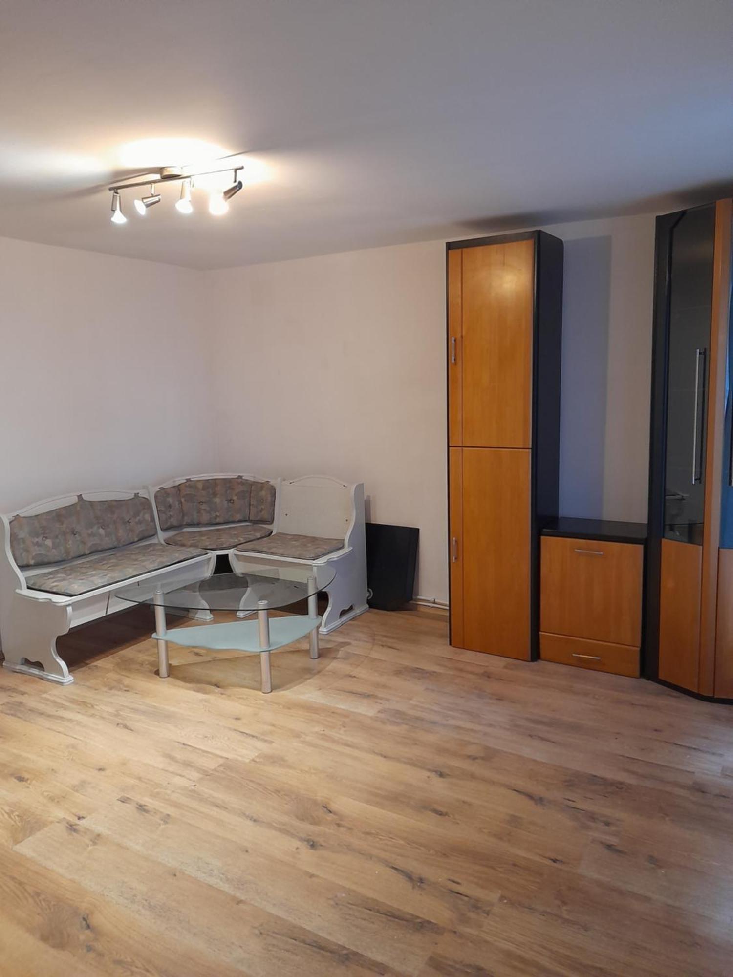 Garsoniera Sic Zona Terapia Zona Linistita La Casa Cu Parcare Lägenhet Cluj-Napoca Exteriör bild