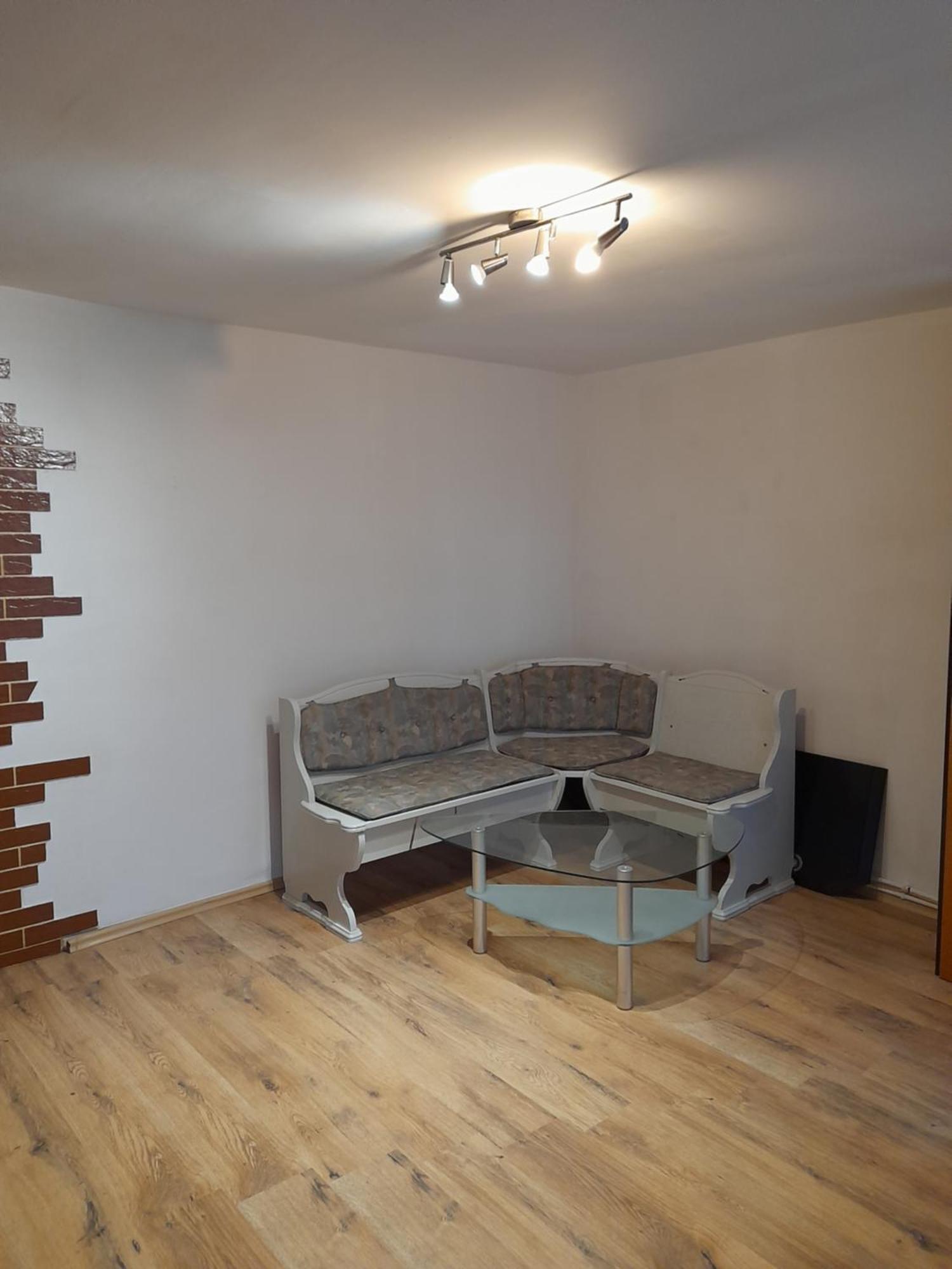 Garsoniera Sic Zona Terapia Zona Linistita La Casa Cu Parcare Lägenhet Cluj-Napoca Exteriör bild