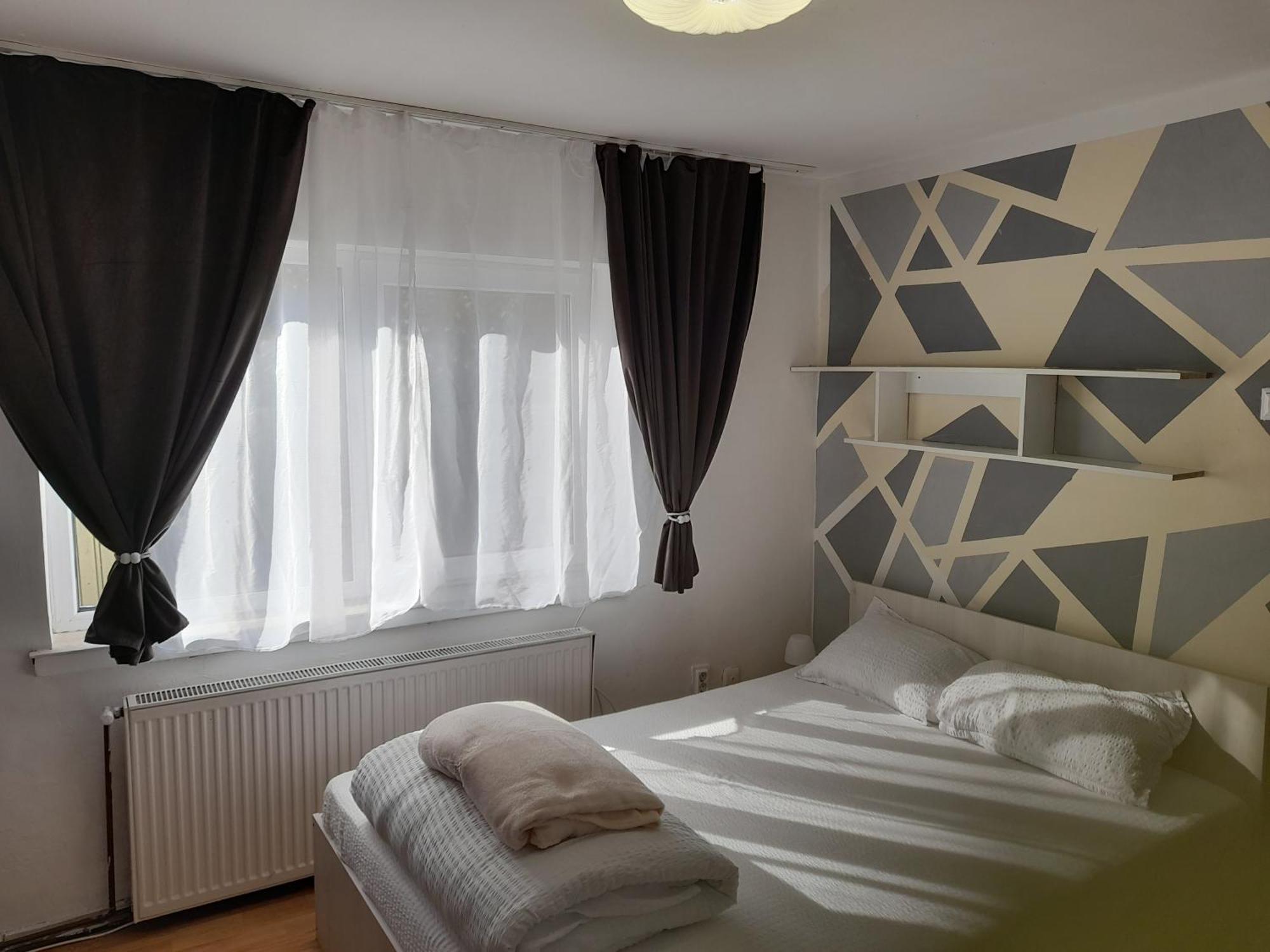 Garsoniera Sic Zona Terapia Zona Linistita La Casa Cu Parcare Lägenhet Cluj-Napoca Exteriör bild